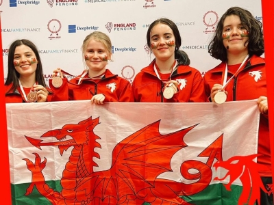 Commonwealth Bronze for Cadet Women's Epee Team